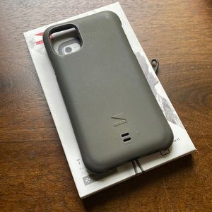 Lander Torrey Iphone 11 case